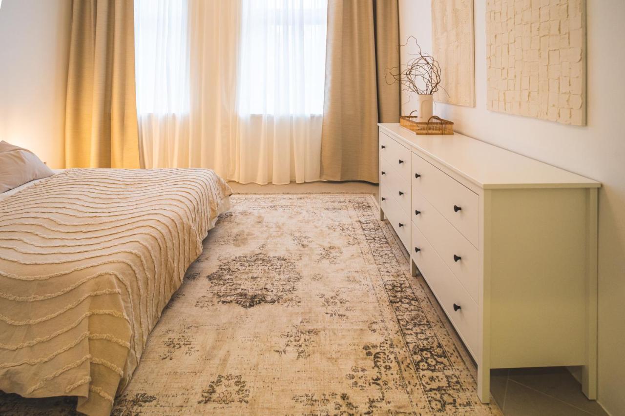 Old Town Apartment Каунас Екстер'єр фото